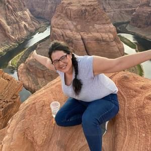 Meet your Posher, Joy